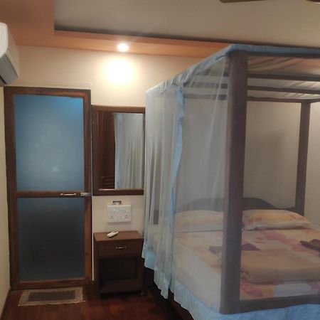 Sea Front Beach Huts Patnem Beach Room photo