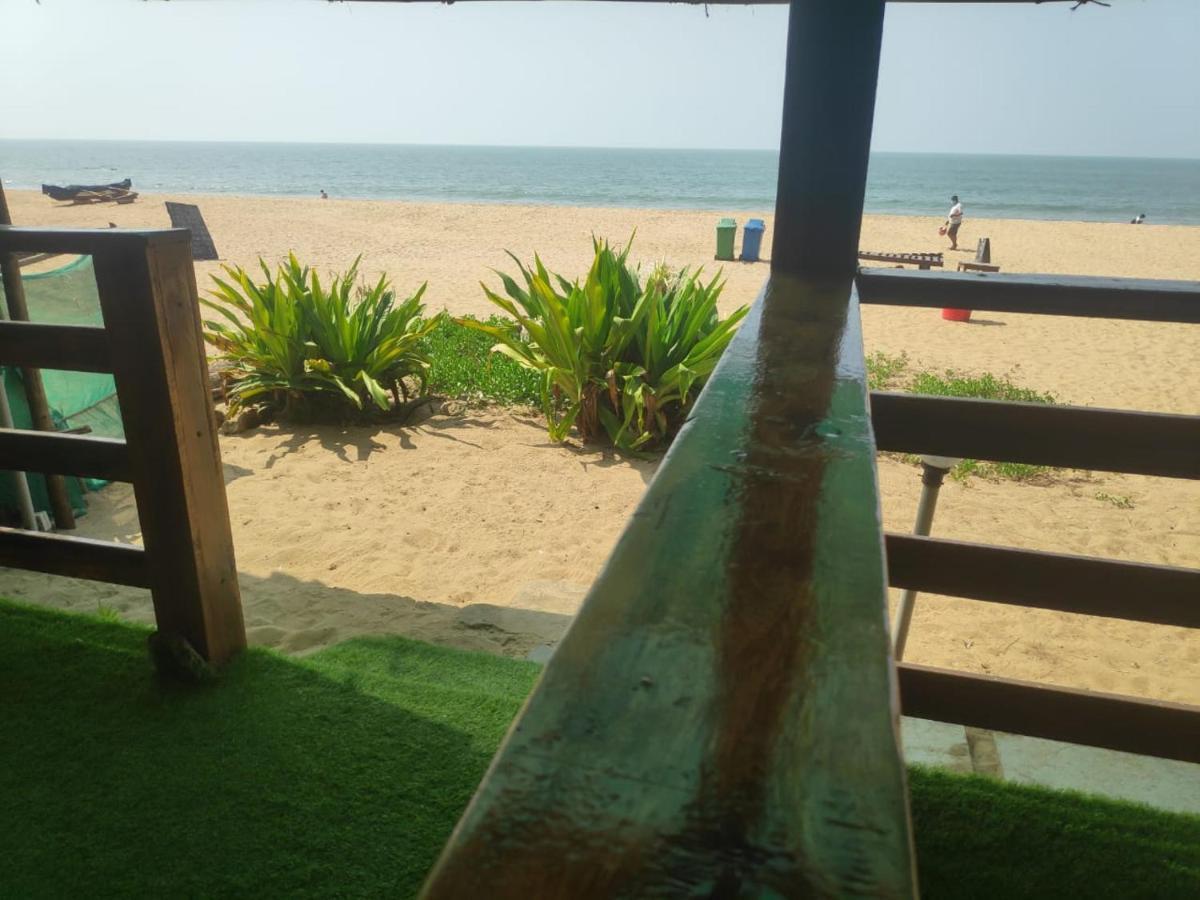 Sea Front Beach Huts Patnem Beach Exterior photo