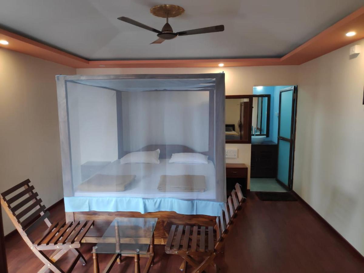 Sea Front Beach Huts Patnem Beach Exterior photo